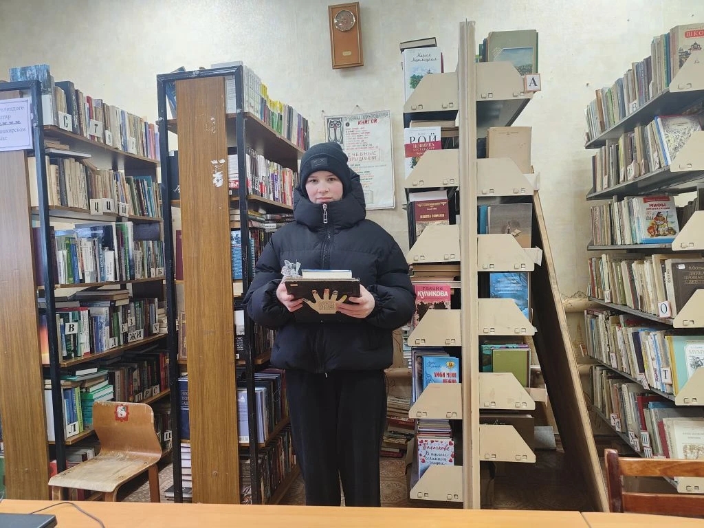 "Кто первым к нам придет - без подарка не уйдет"